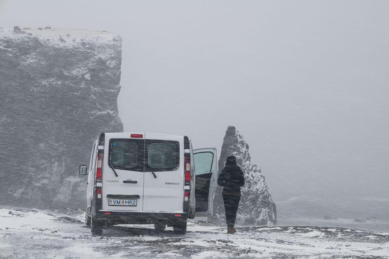 Kuku Campers - Campervans * Keflavik