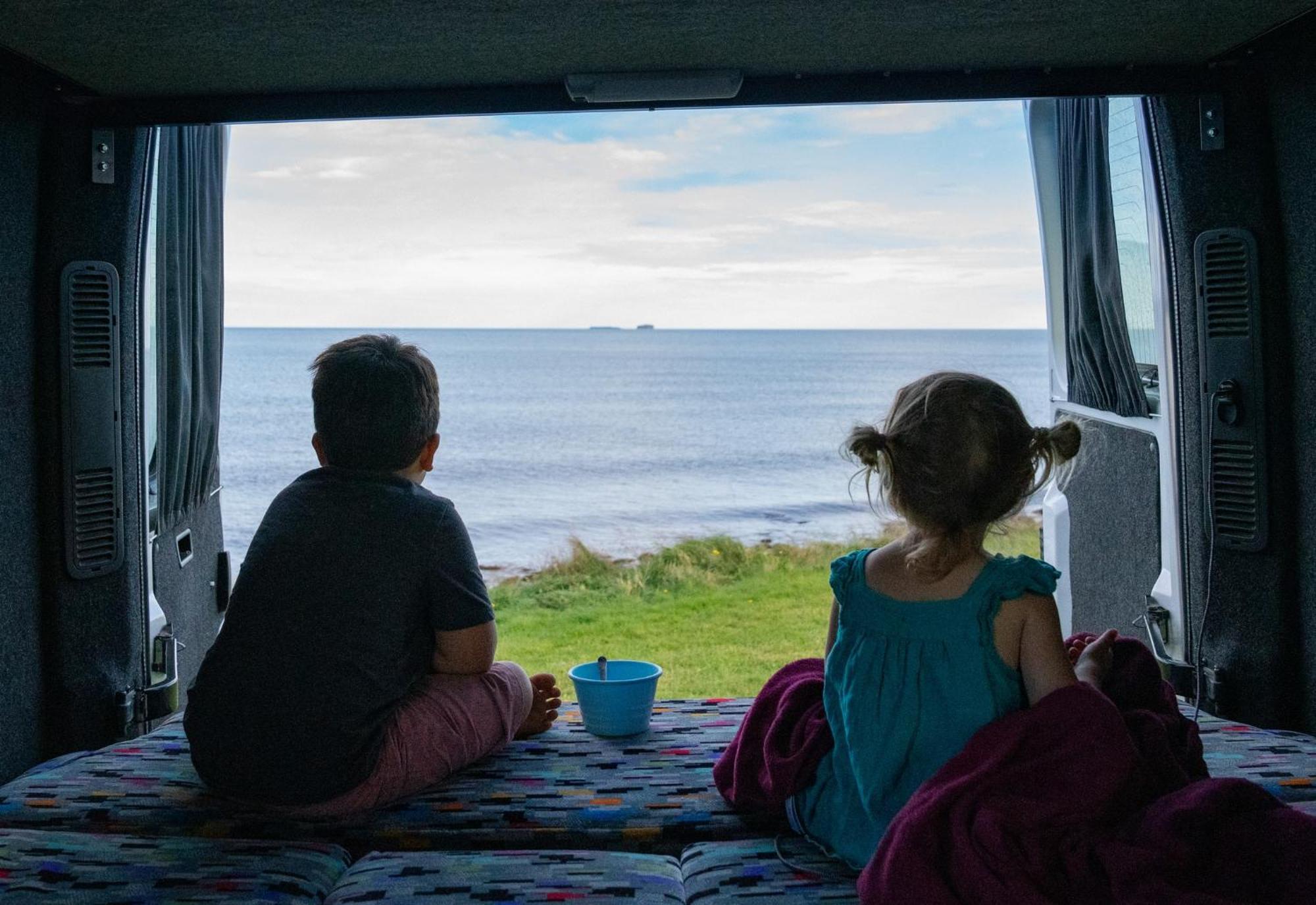 Kuku Campers - Campervans Keflavik